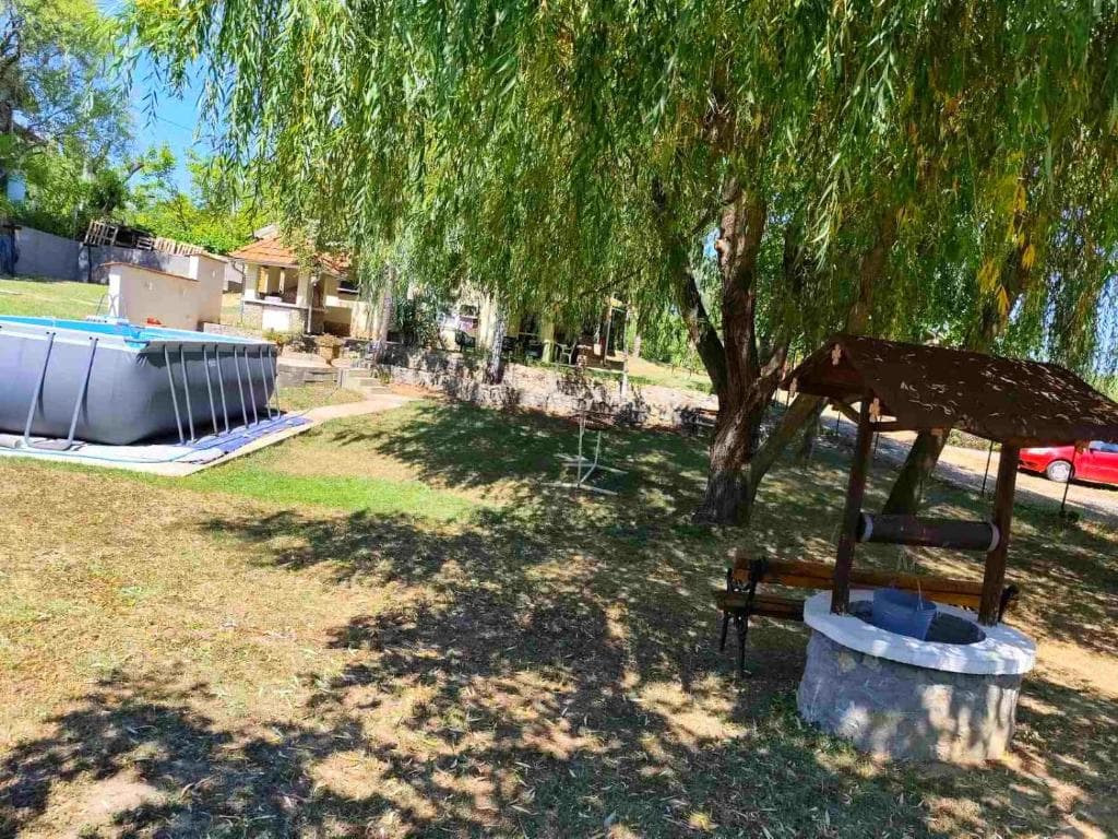 Uređen vrt - mirna oaza