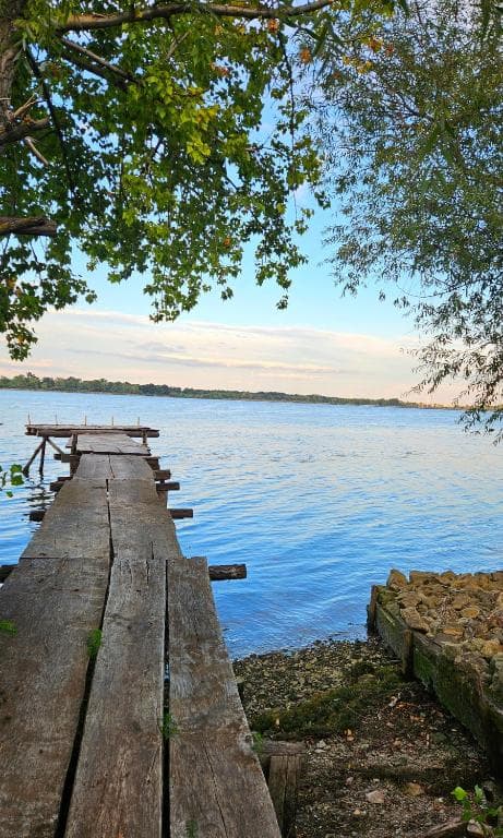 Obnovljen ribolovski mol