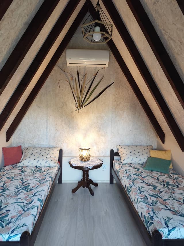 Bungalov u Dvorištu - Image 4