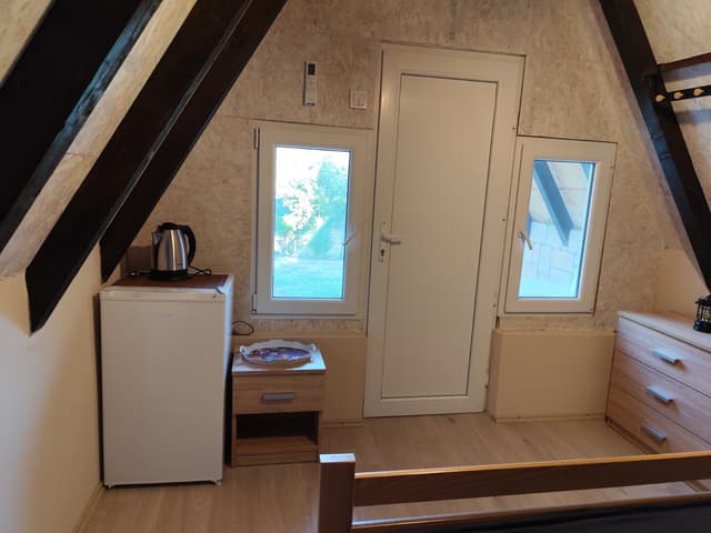 Bungalov u Dvorištu - Image 5